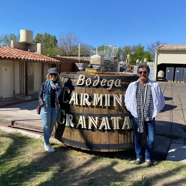 Couple at Bodega Carmine Granata