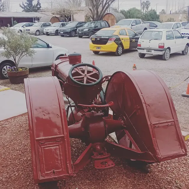 The Taxi Wine vehicle parked at a Mendoza winery